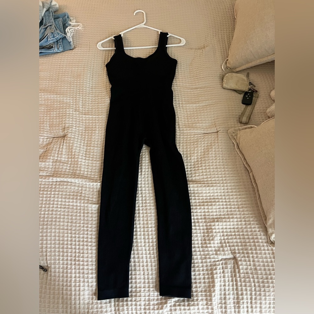 Black Sleeveless Jumpsuit